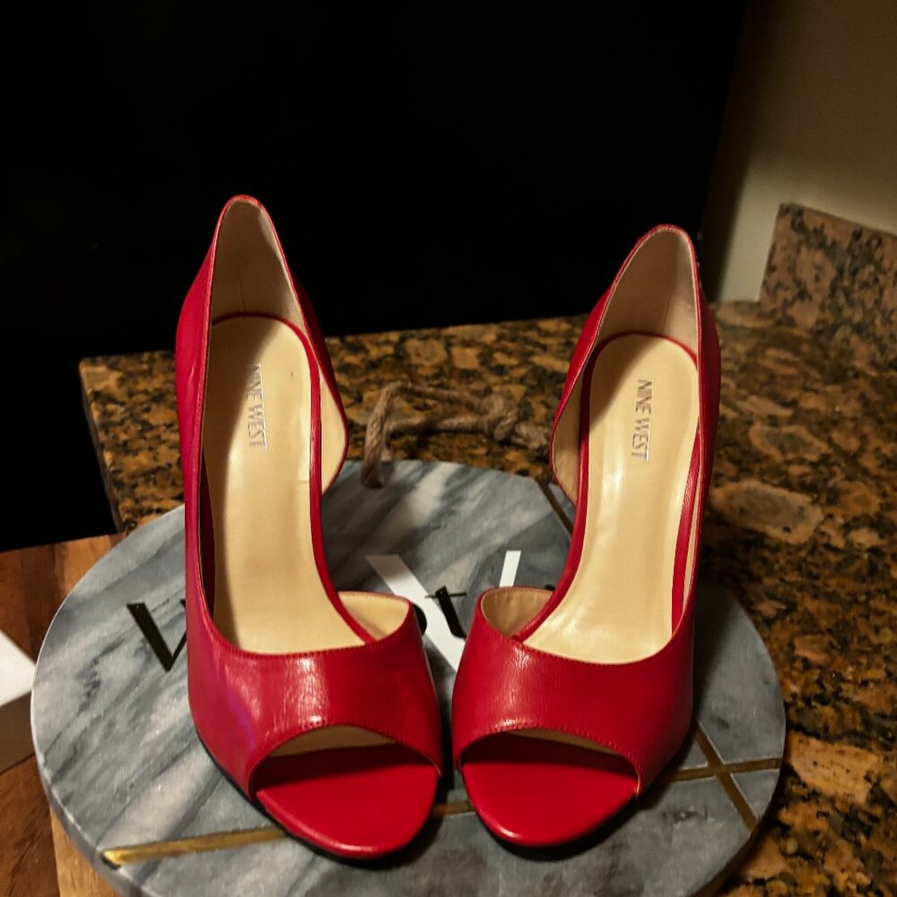 ninewest red pumps